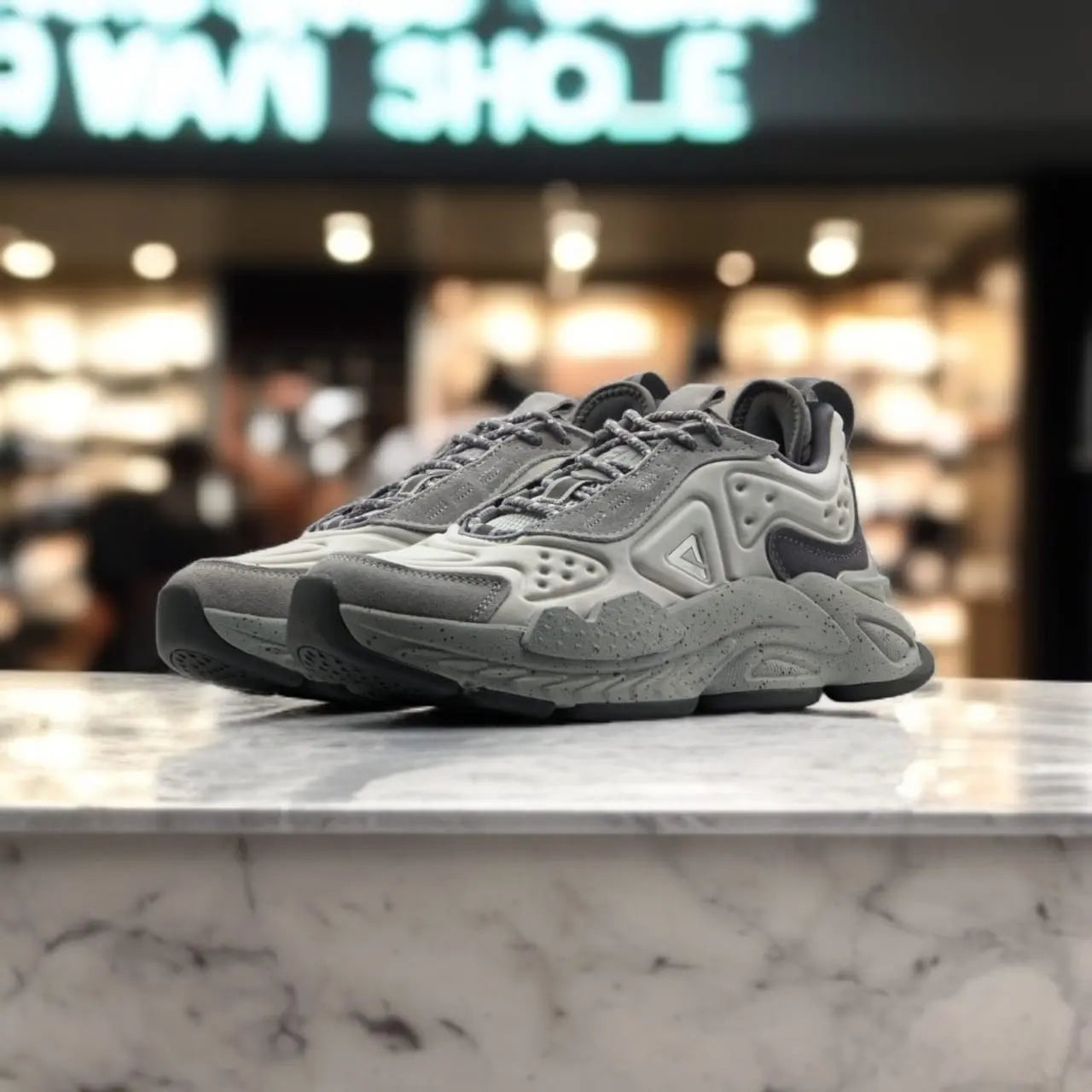 E14407E Fashion Casual Shoes_ Lt.Grey/ Mid.Grey 213.PEAK