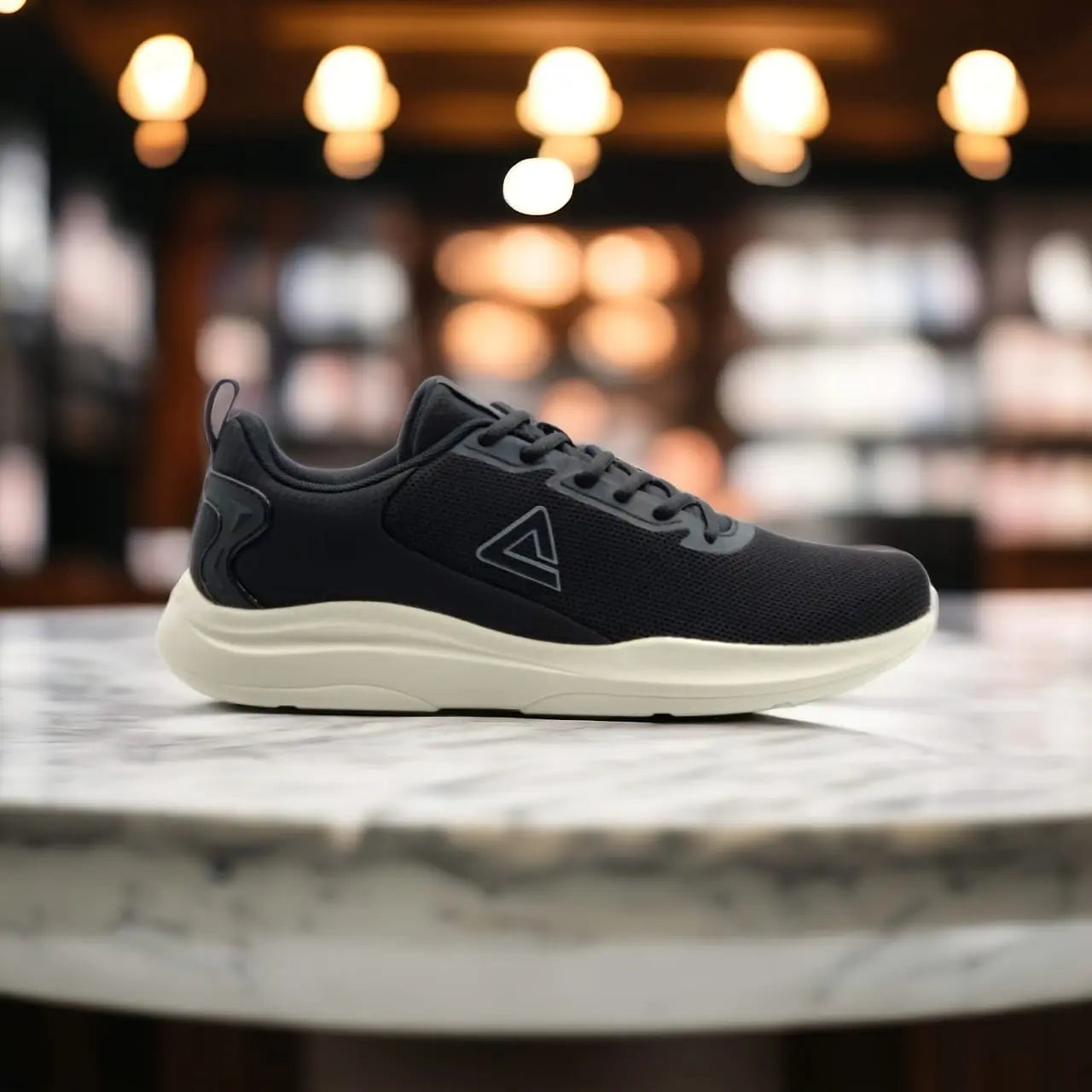 E243511J-D372 Walking Shoes BLACK/CANVAS WHITE - 213.PEAK