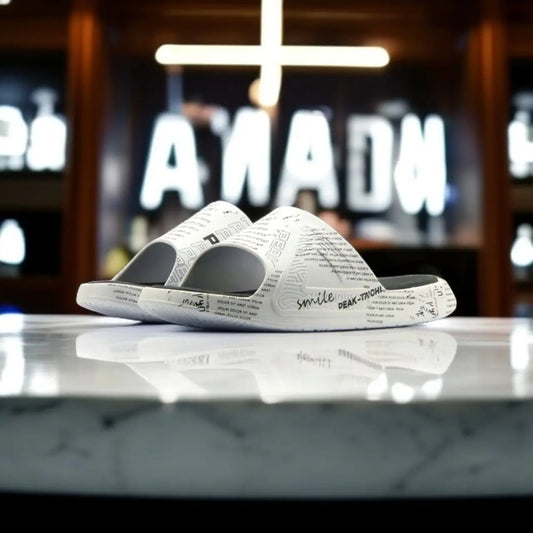 E11937L SLIPPERS WHITE/BLACK - 213.PEAK