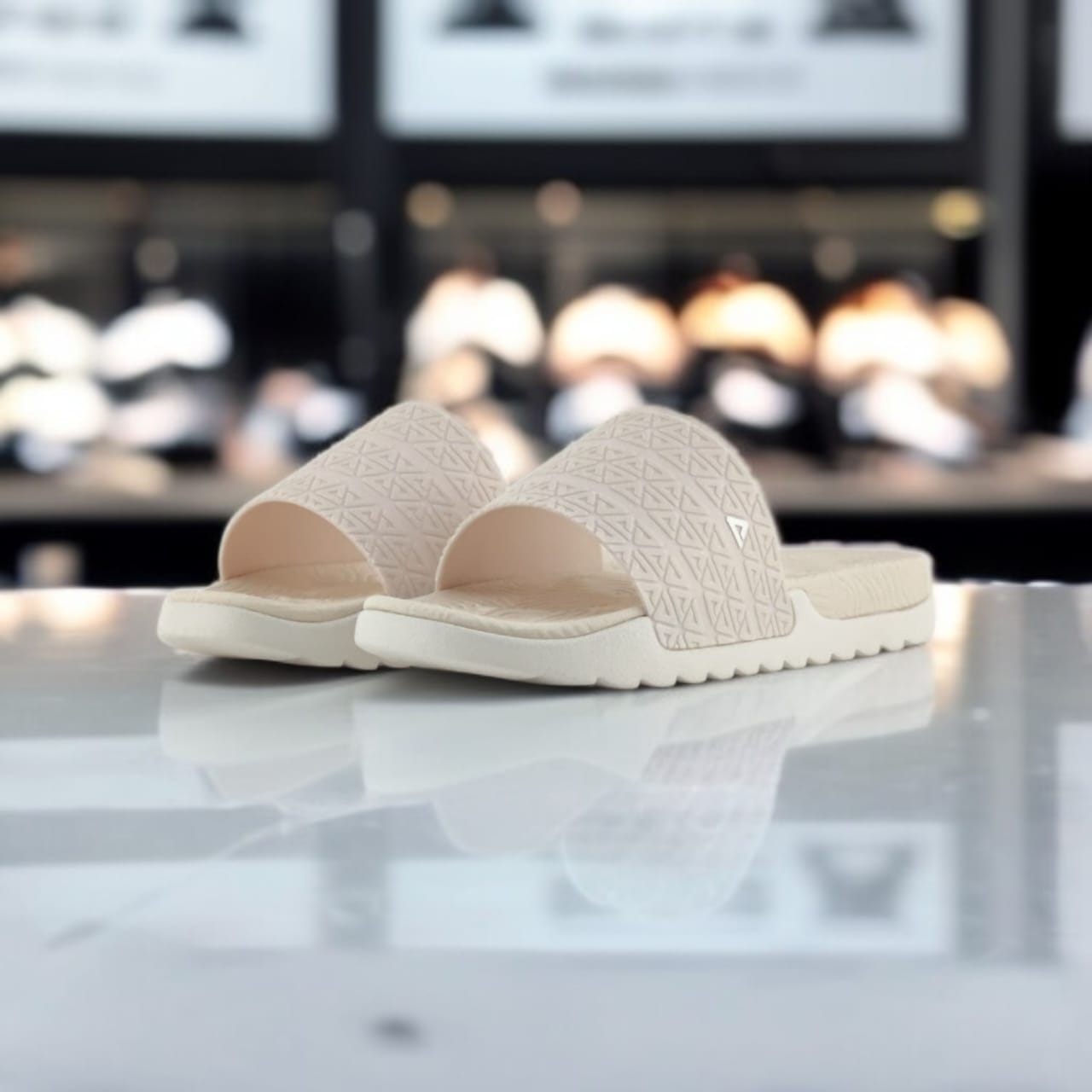 A1E02767L-E384 SLIPPERS_ CANVAS WHITE