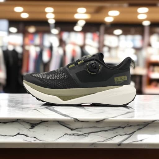 A1ET44231H-208Q Trail Running Shoes Black / Chrome Green