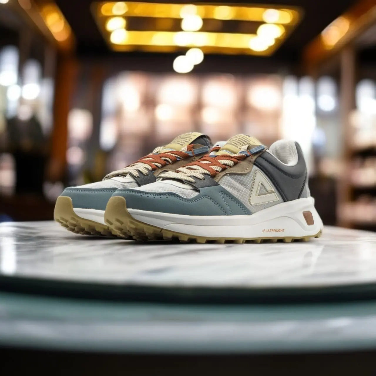 E221171E	Casual Shoes _Lt.Grey/ Green 213.PEAK