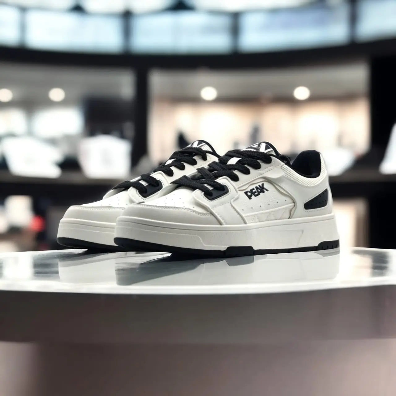 BET42497B-1120 CULTURE SHOES	OFF WHITE/BLACK - 213.PEAK