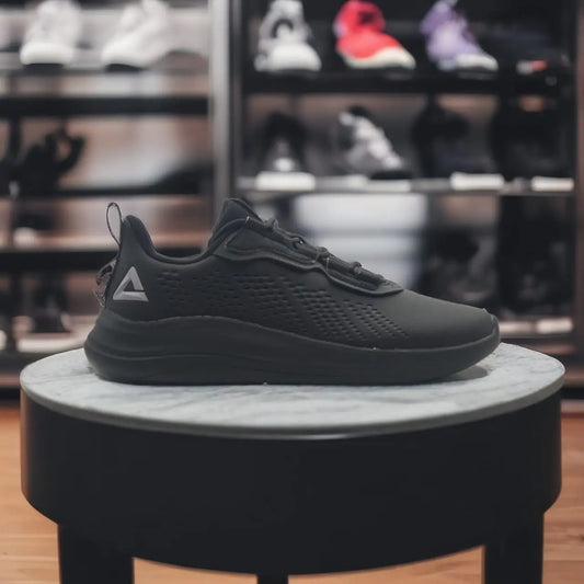 E13817E	Casual Shoes ALL BLACK - 213.PEAK