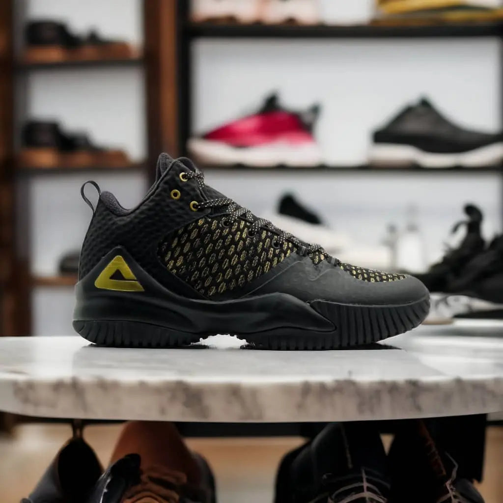 DA073421	STREET MASTER	BLACK/GOLD - 213.PEAK