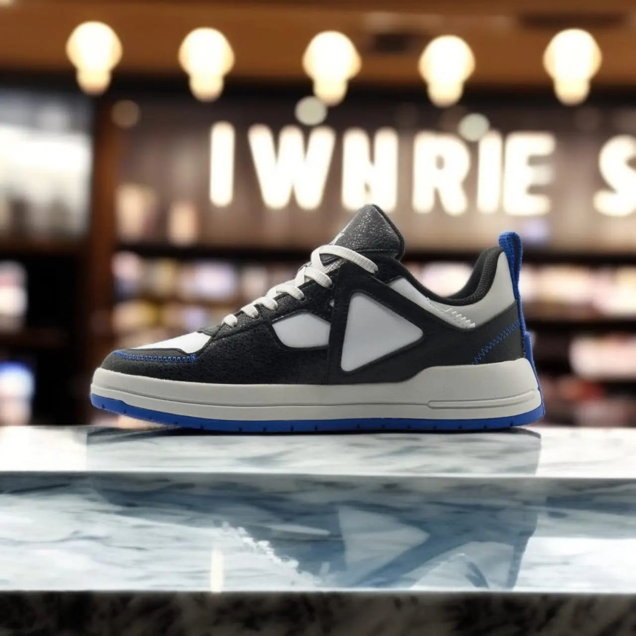 E222127B	Culture FOO  BLACK/ BLUE - 213.PEAK